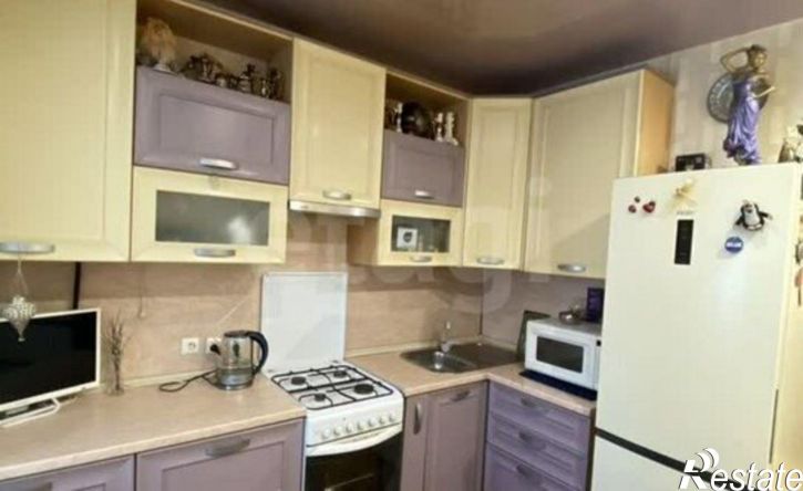 2-комн квартира ул Академика Колмогорова, 15,  д. 15