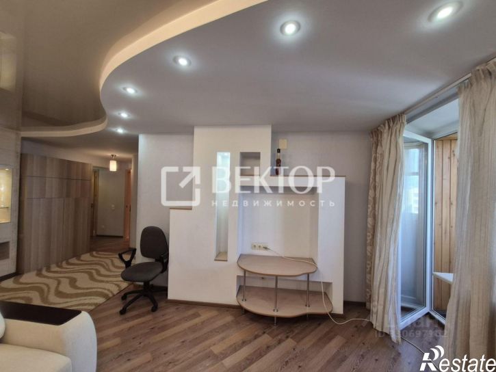 3-комн квартира ул Лескова, 28 2,  д. 28 2,  к. 2