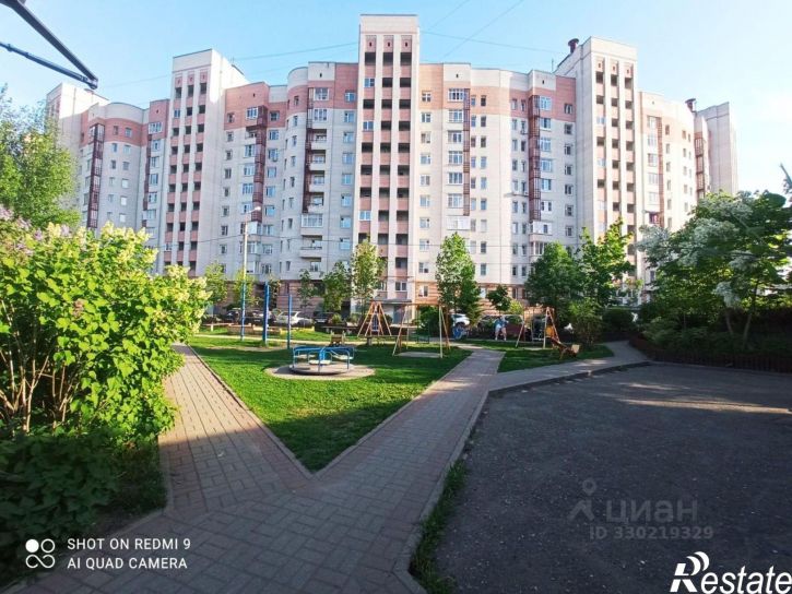 3-комн квартира проспект Машиностроителей, 7,  д. 7