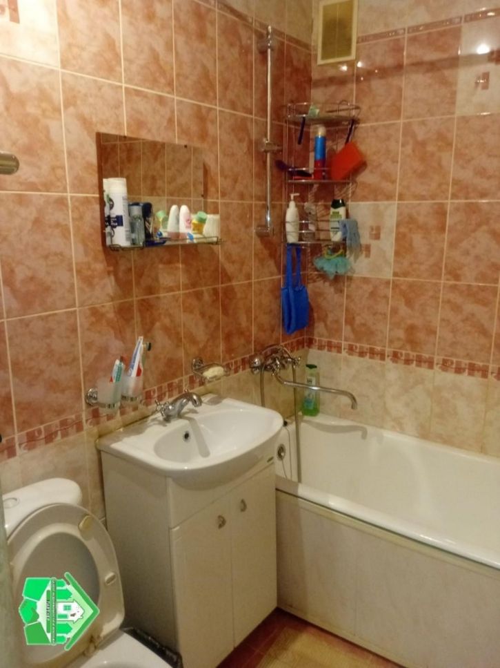 2-комн квартира Колышкина ул, 62