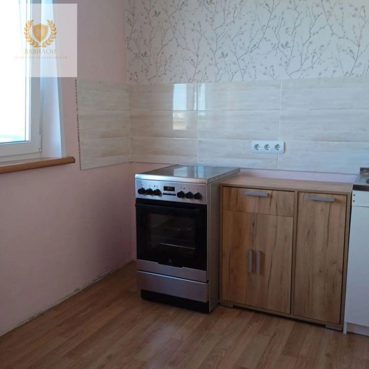 1-комн квартира Строителей ул, 21