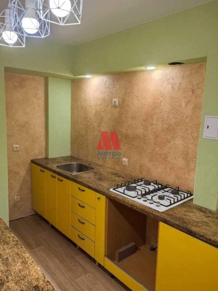 3-комн квартира Калинина улица, д.35