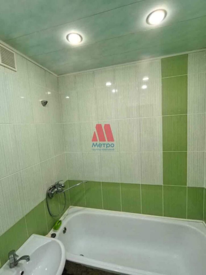 3-комн квартира Калинина улица, д.35