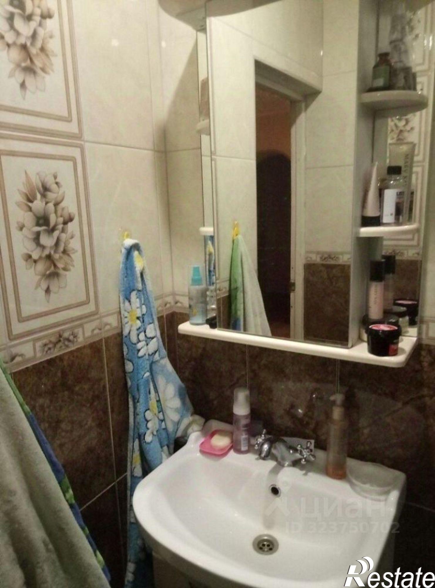 Сдать комнату за 10 000 рублей на пр-кт Октября, 30