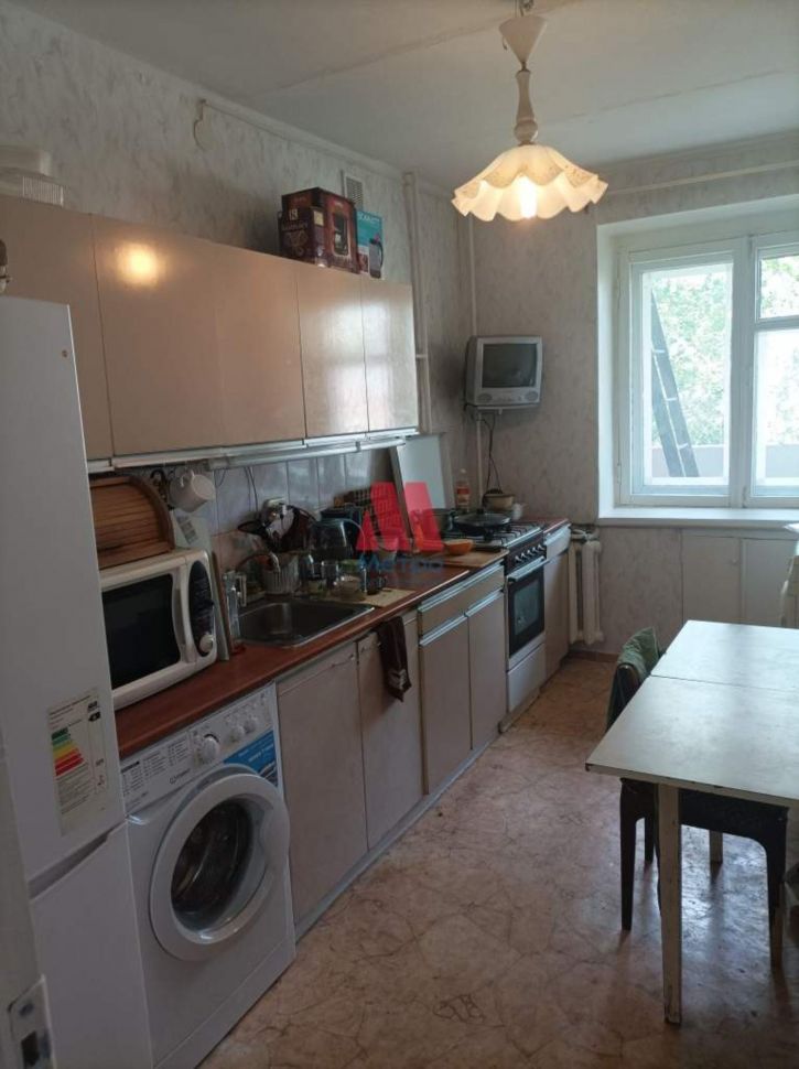 3-комн квартира Папанина улица, д.14