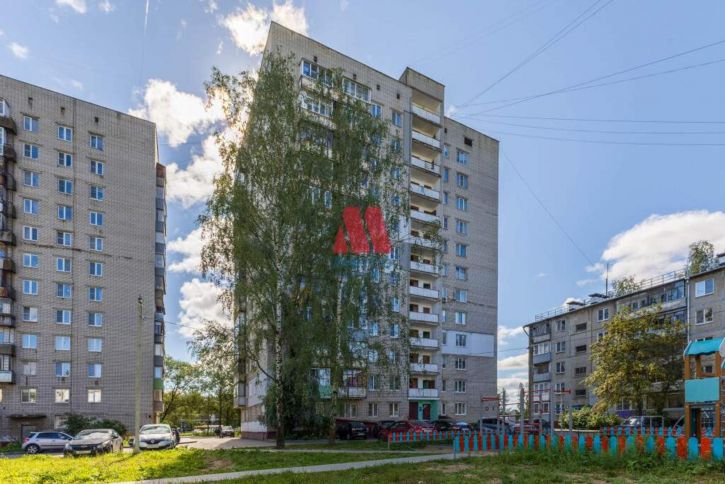 2-комн квартира Дзержинского проспект, д.52