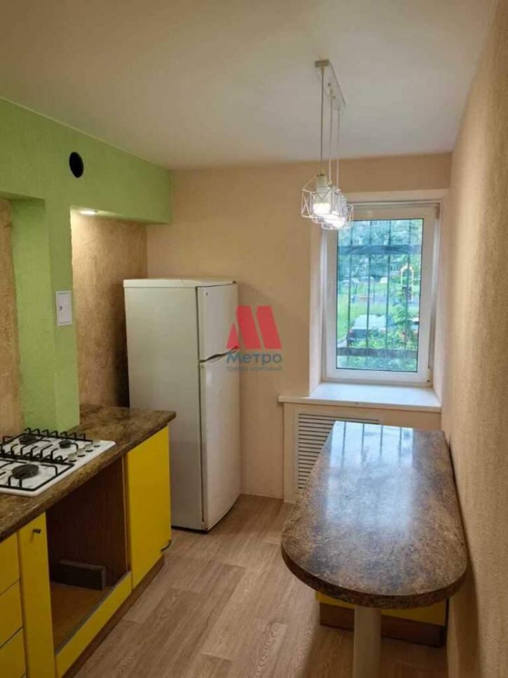 3-комн квартира Калинина улица, д.35