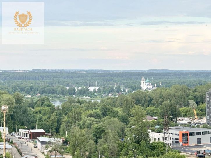 2-комн квартира Батова ул, 28к2