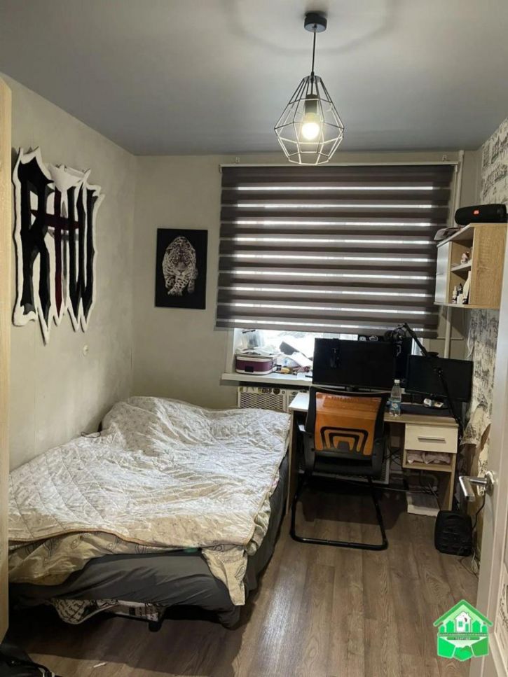 4-комн квартира Пожарского ул, 1а