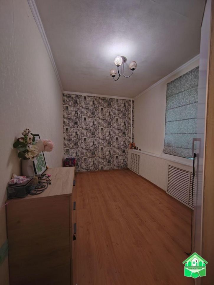 4-комн квартира Пожарского ул, 1а