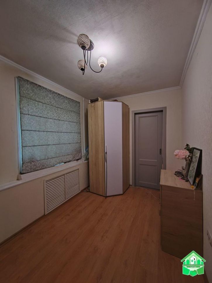 4-комн квартира Пожарского ул, 1а