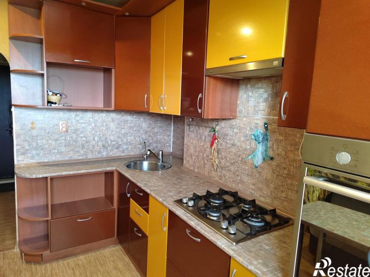 1-комн квартира улица Комарова, 7
