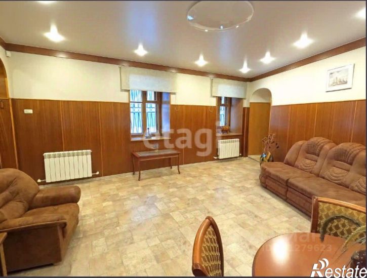 4-комн квартира пл Челюскинцев, 17а,  д. 17а
