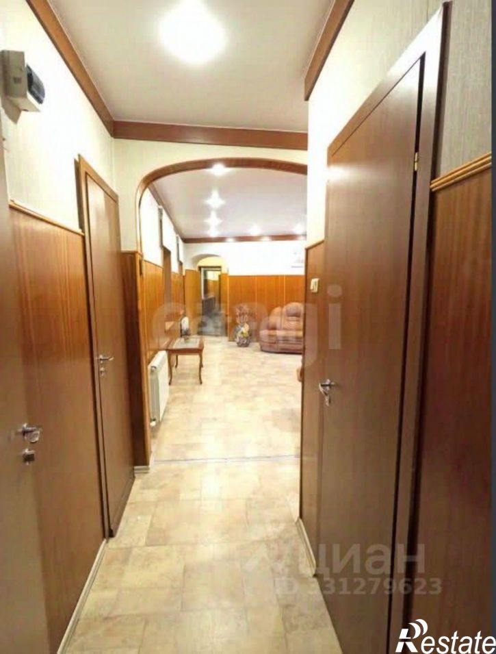 4-комн квартира пл Челюскинцев, 17а,  д. 17а