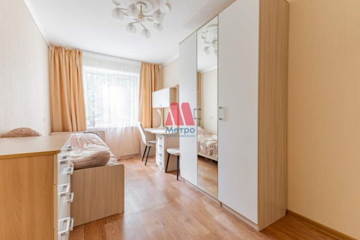 3-комн квартира Дзержинского проспект, д.59