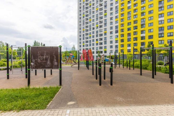 2-комн квартира Лескова улица, д.44