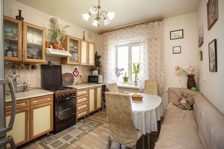 2-комн квартира Шоссейная 1-я ул, 32