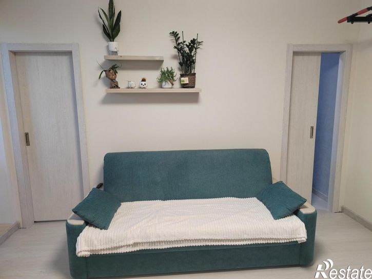 2-комн квартира улица Бабича, 10а