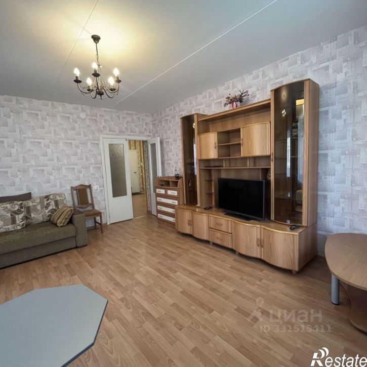 3-комн квартира пр-кт Октября, 5 2,  д. 5 2,  к. 2