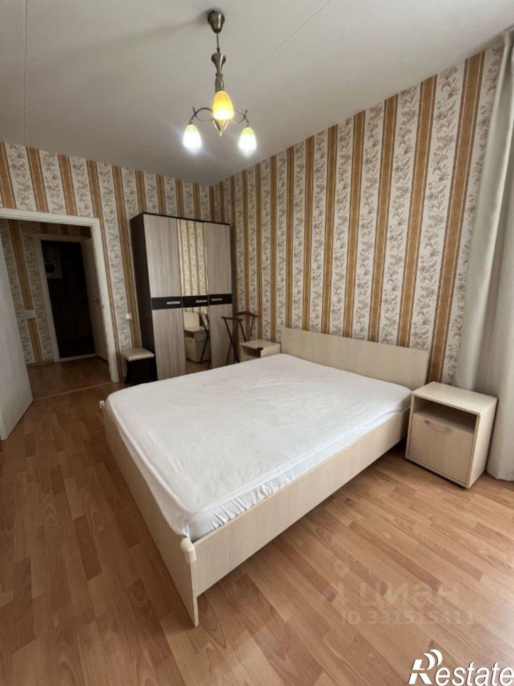 3-комн квартира пр-кт Октября, 5 2,  д. 5 2,  к. 2