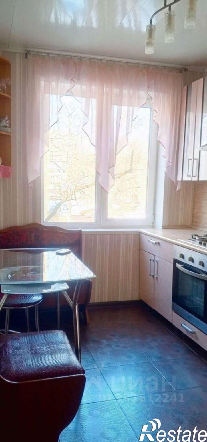 4-комн квартира пр-кт Дзержинского, 40,  д. 40