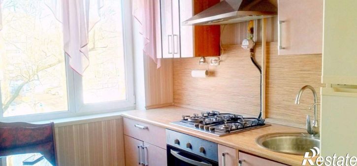 4-комн квартира пр-кт Дзержинского, 40,  д. 40