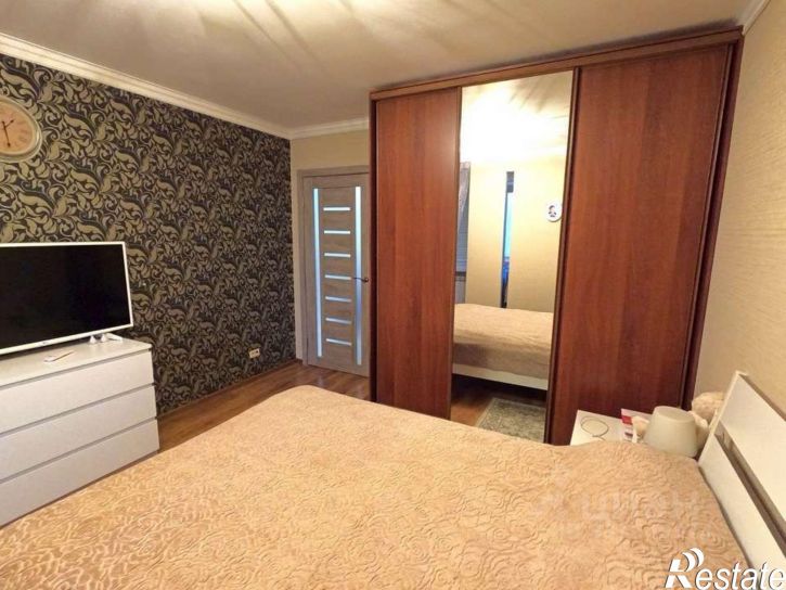 3-комн квартира улица Добрынина, 25,  д. 25