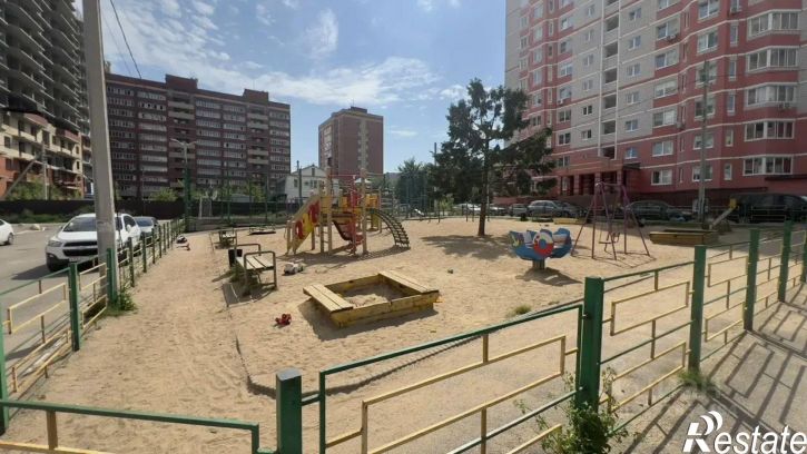 1-комн квартира ул Штрауса, 32,  д. 32