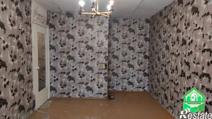 2-комн квартира Авиаторов пр-кт, 80