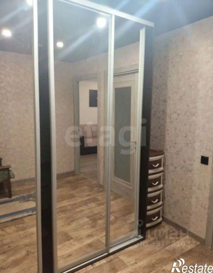 1-комн квартира Московский пр-кт, 100,  д. 100