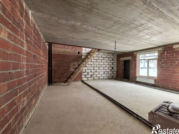 3-комн квартира ул Стопани, 37,  д. 37