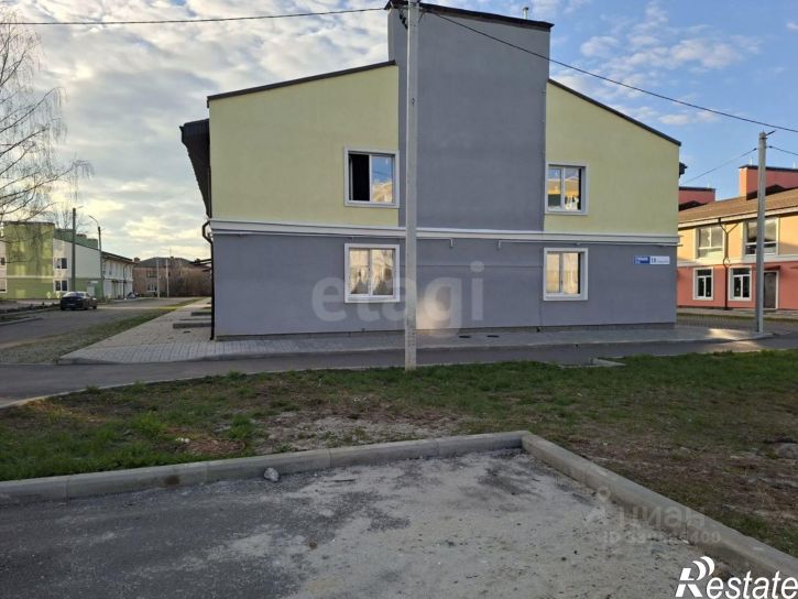 3-комн квартира ул Стопани, 37,  д. 37