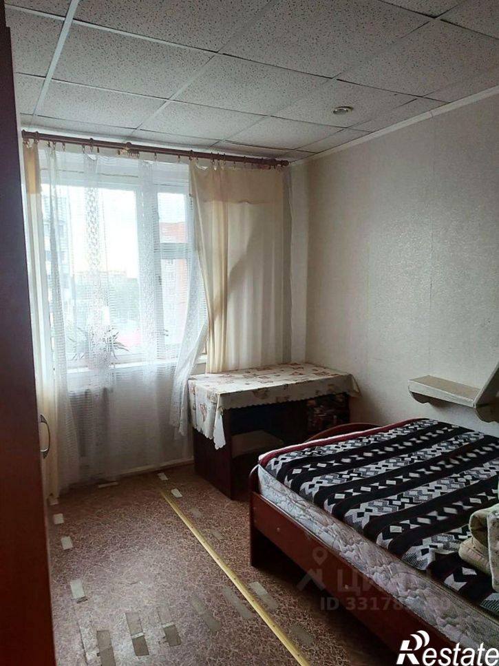 4-комн квартира пр-кт Машиностроителей, 46,  д. 46