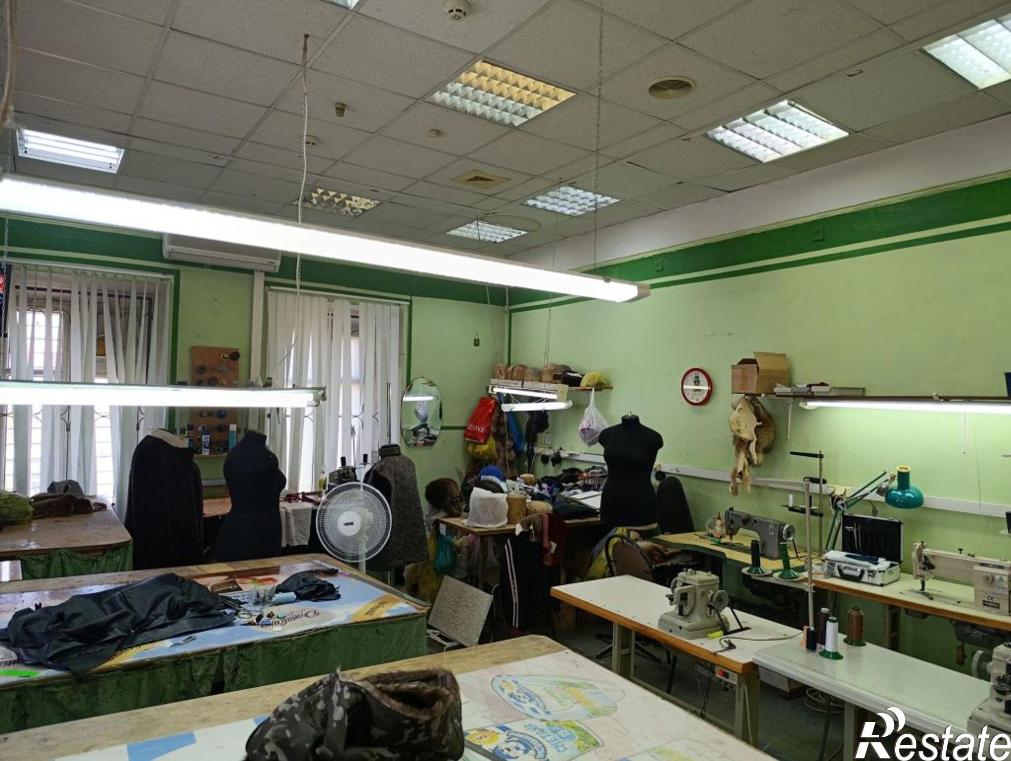 Купить офис, помещение под офис за 10 800 рублей на Московский пр-кт, 27/14