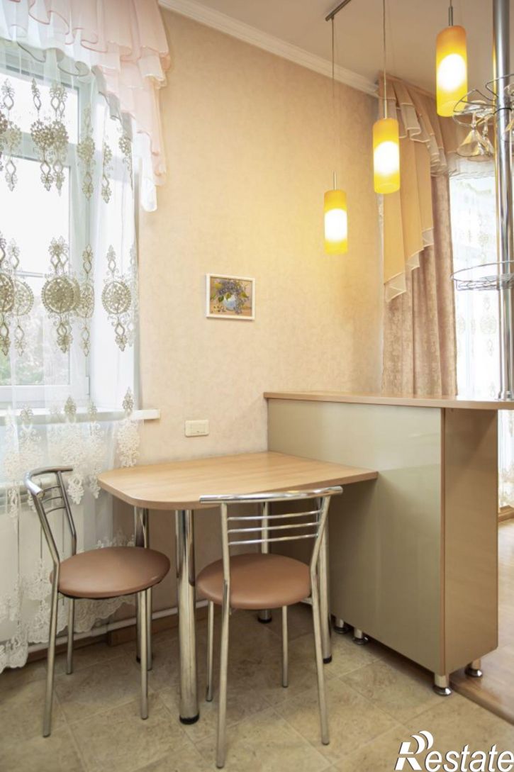 2-комн квартира Ленина пр-кт, 32