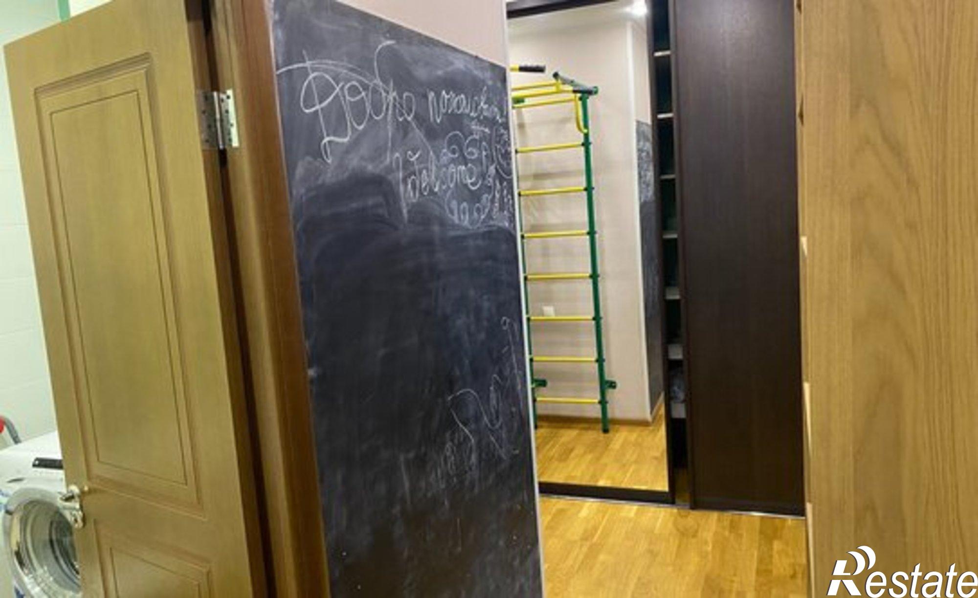 Купить квартиру за 12 399 000 рублей на ул Наумова, 59/6
