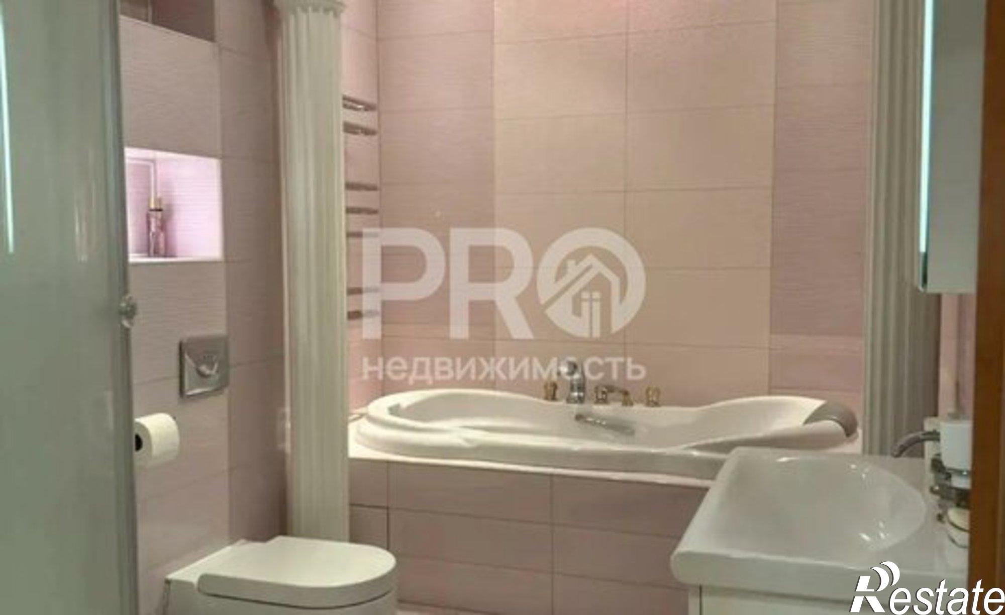Купить квартиру за 12 300 000 рублей на ул Большая Федоровская, 63