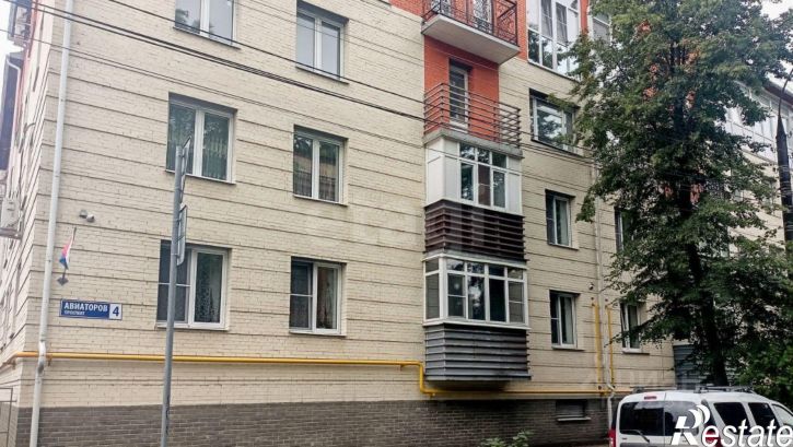 3-комн квартира пр-кт Авиаторов, 4,  д. 4