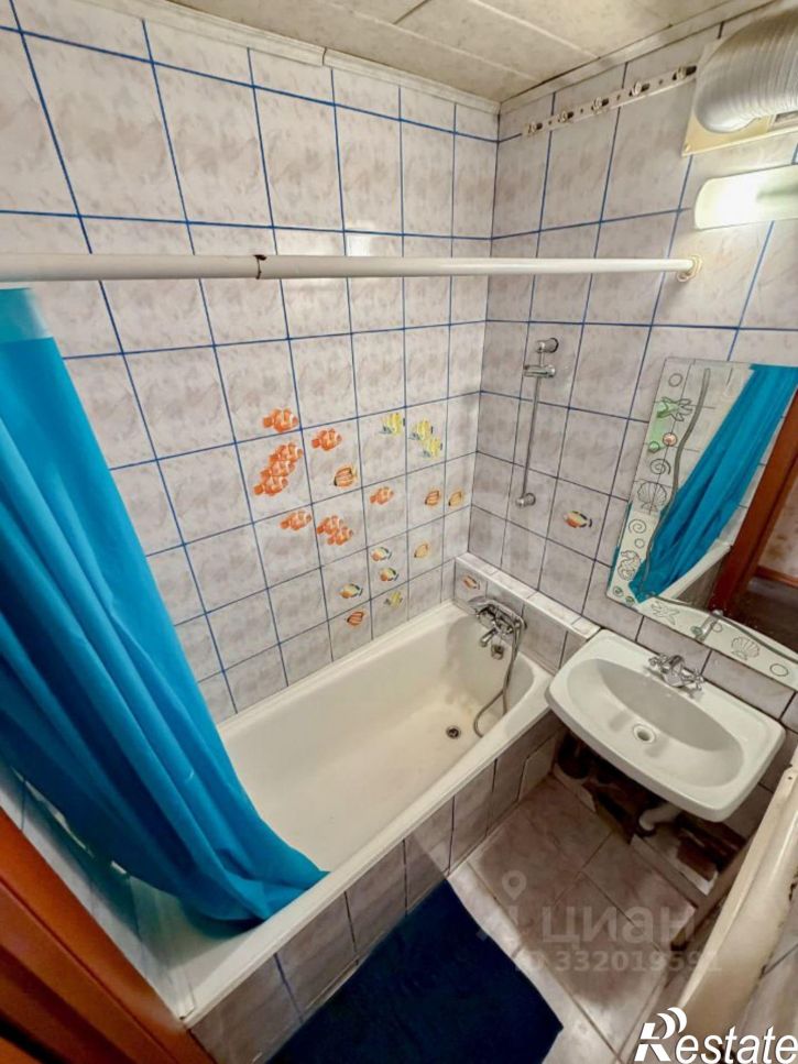 2-комн квартира ул Нефтяников, 11,  д. 11