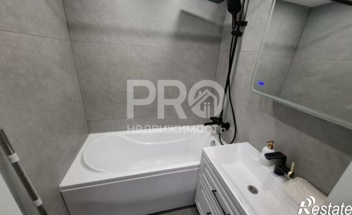 3-комн квартира Архангельский пр-д, 1,  д. 1