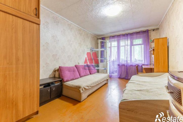 4-комн квартира Дзержинского проспект, д.61а