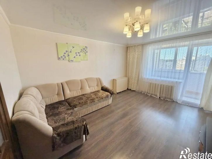 3-комн квартира Машиностроителей пр-кт, 52