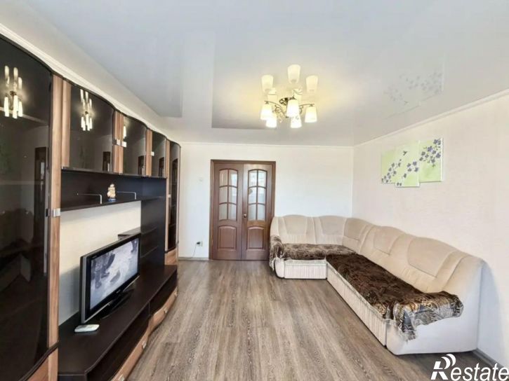 3-комн квартира Машиностроителей пр-кт, 52