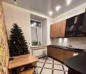 1-комн, 40кв м, этаж 1/5 ул Калмыковых, 7
