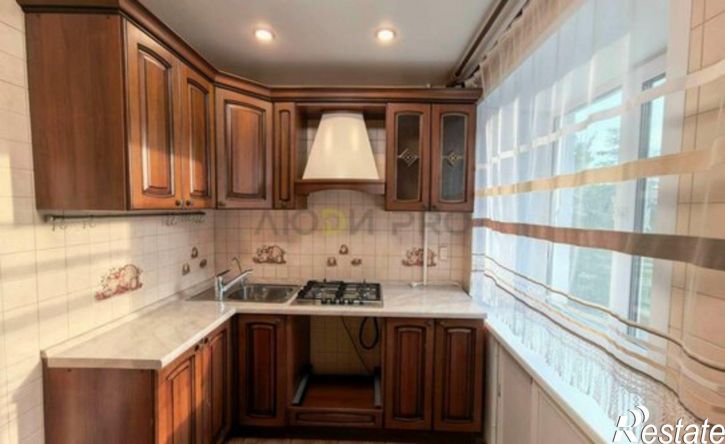 3-комн квартира ул Ньютона, 38,  д. 38