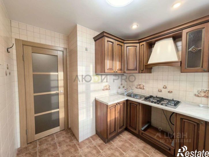 3-комн квартира ул Ньютона, 38,  д. 38