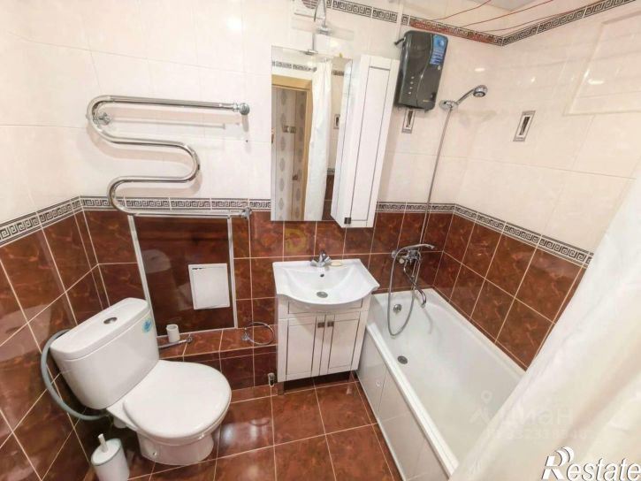 3-комн квартира ул Ньютона, 38,  д. 38
