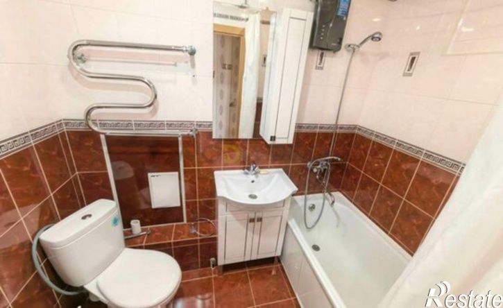3-комн квартира ул Ньютона, 38,  д. 38