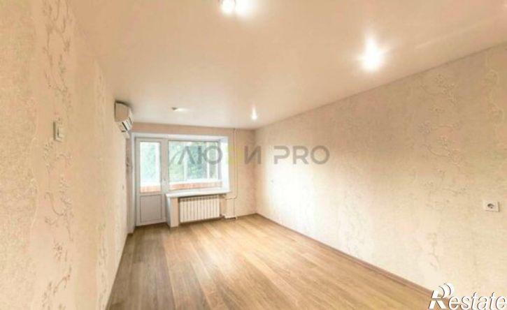 3-комн квартира ул Ньютона, 38,  д. 38