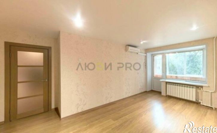 3-комн квартира ул Ньютона, 38,  д. 38